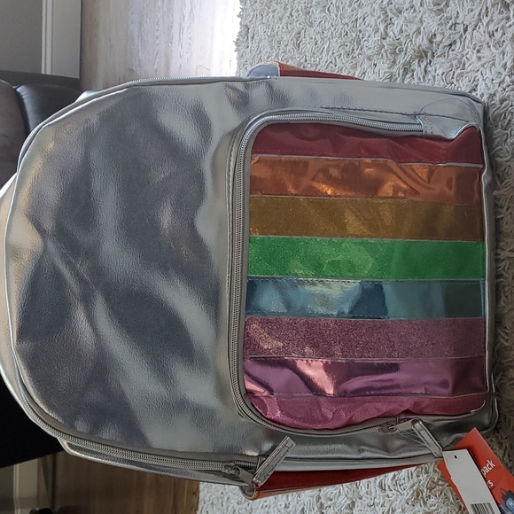 Backpack - Picture 2 of 5